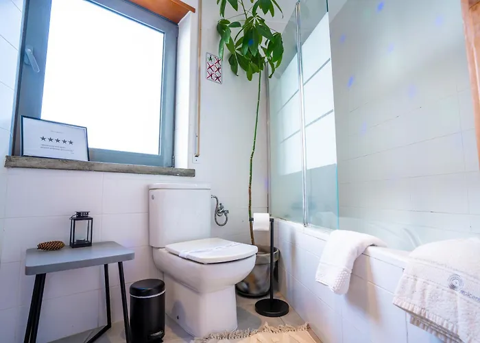 Epicenter Skybar Apartment *