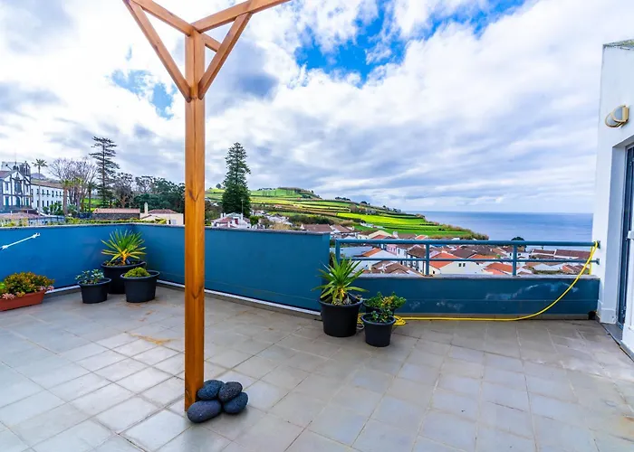Epicenter Skybar Apartment Lagoa (Azores)