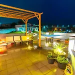Διαμέρισμα Epicenter Skybar