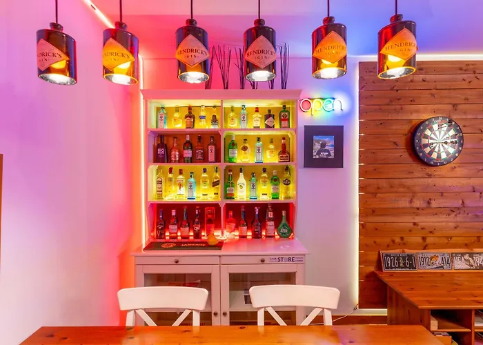 Epicenter Skybar Apartamento Lagoa (Azores)